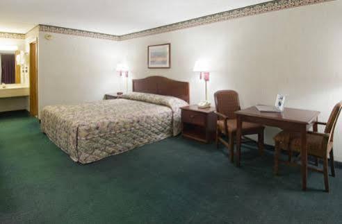 Americas Best Value Inn - Decatur Exterior photo